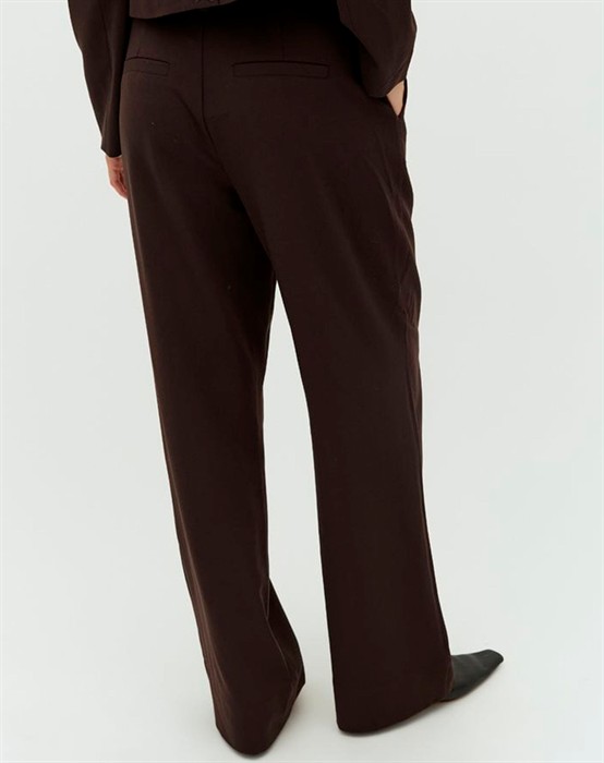 Rihnwen- M Bukser - Java